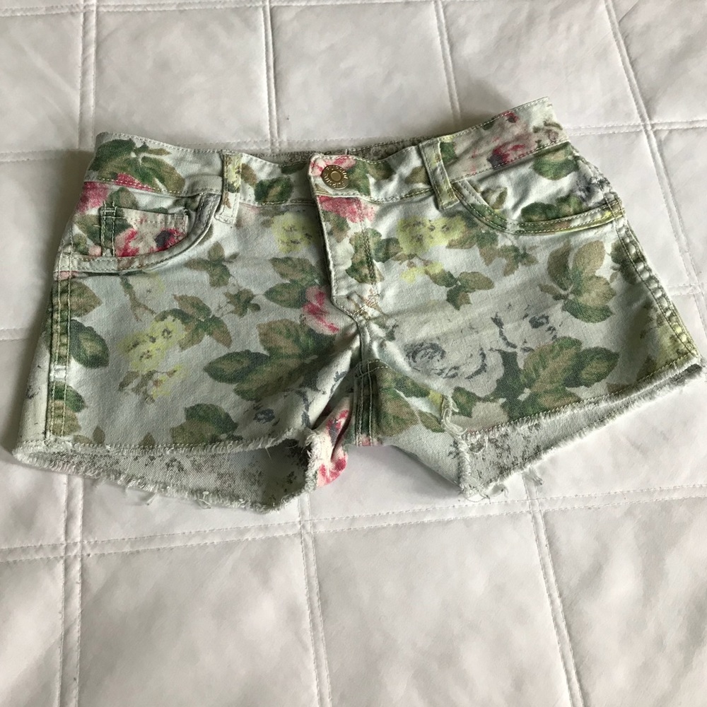 Reversible Two-Side Patterned Denim Shorts